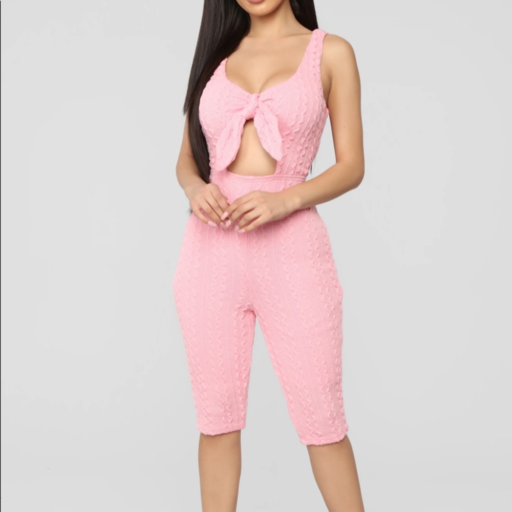 ⚡️Just Warning Up Sweater Romper Pink⚡️